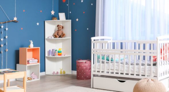 Conseils pour un rangement efficace dans la chambre de bébé