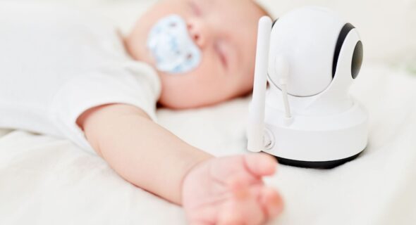 Sécurité et surveillance : des solutions pour veiller sur bébé